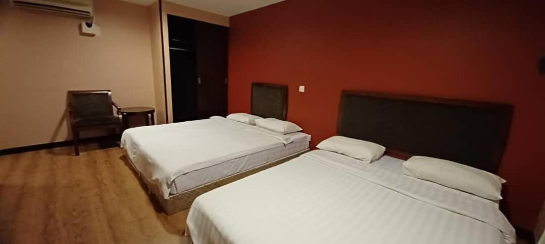 Hotel Sadong88 Kota Kinabalu Dış mekan fotoğraf