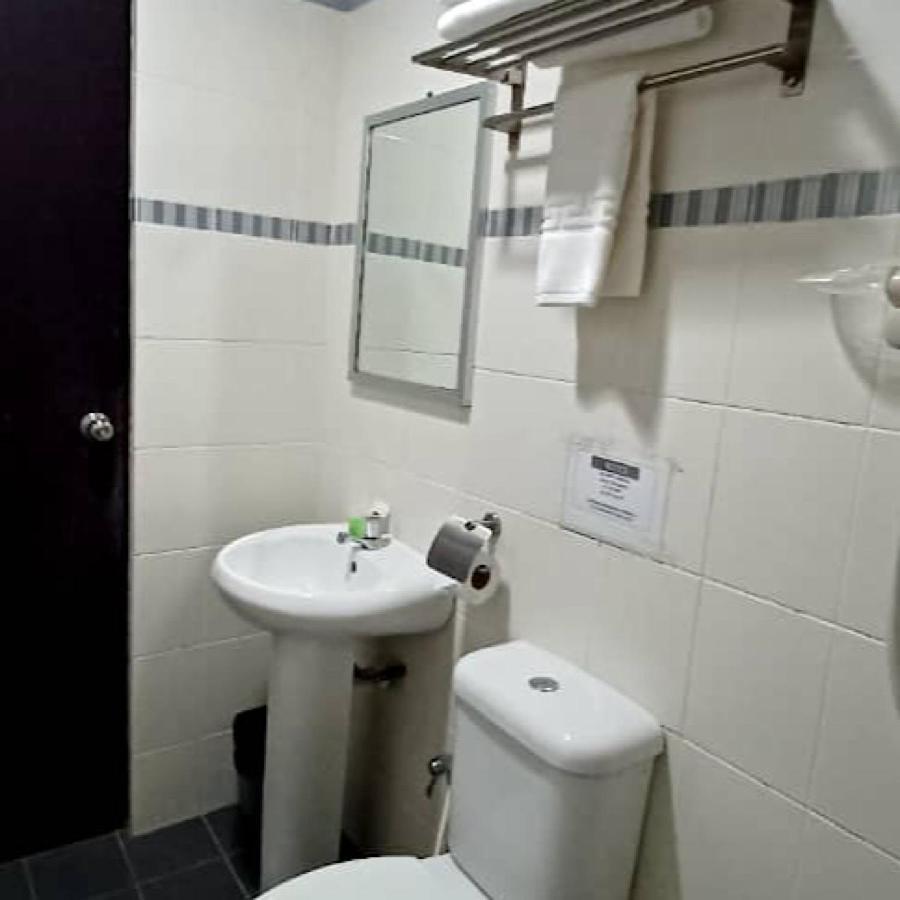 Hotel Sadong88 Kota Kinabalu Dış mekan fotoğraf