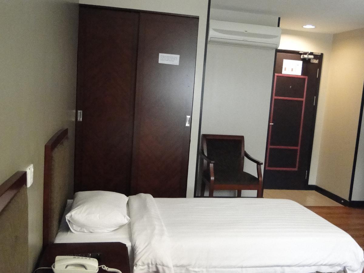 Hotel Sadong88 Kota Kinabalu Dış mekan fotoğraf