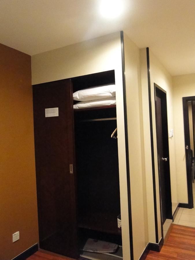 Hotel Sadong88 Kota Kinabalu Dış mekan fotoğraf