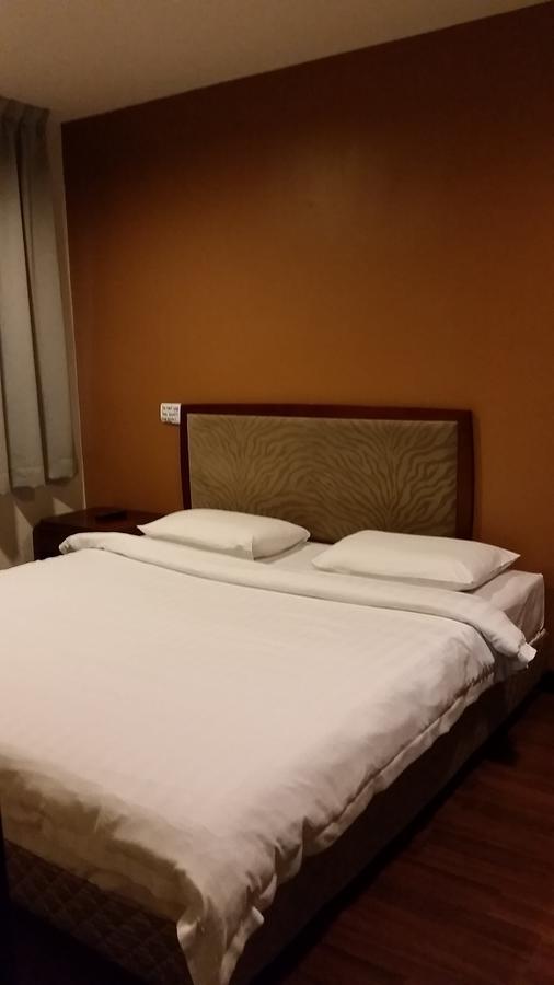 Hotel Sadong88 Kota Kinabalu Dış mekan fotoğraf