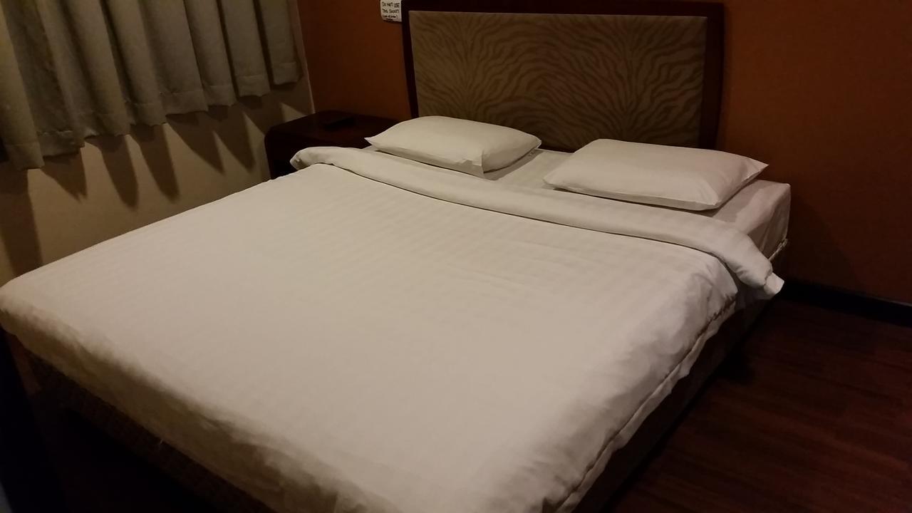 Hotel Sadong88 Kota Kinabalu Dış mekan fotoğraf