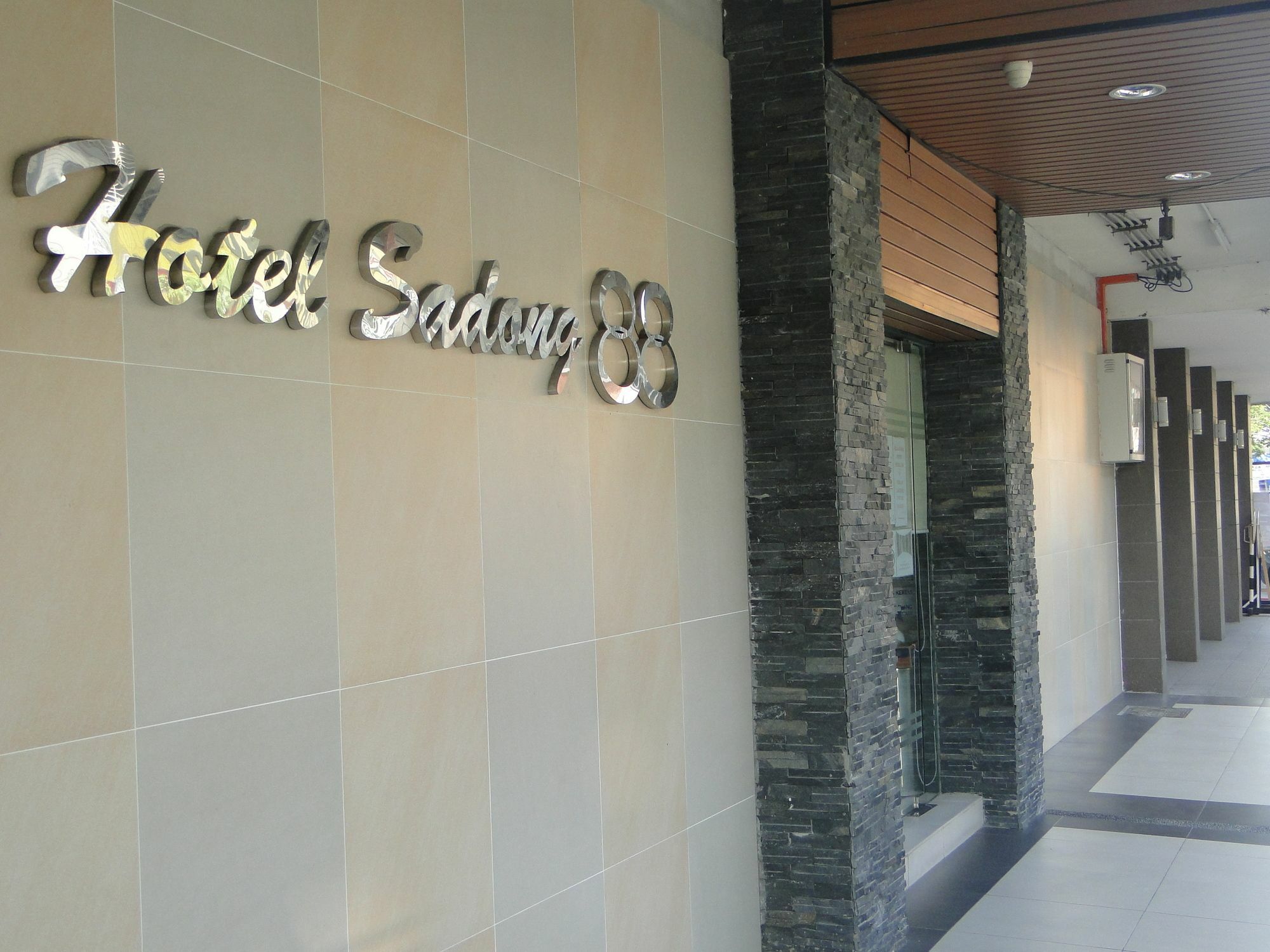 Hotel Sadong88 Kota Kinabalu Dış mekan fotoğraf